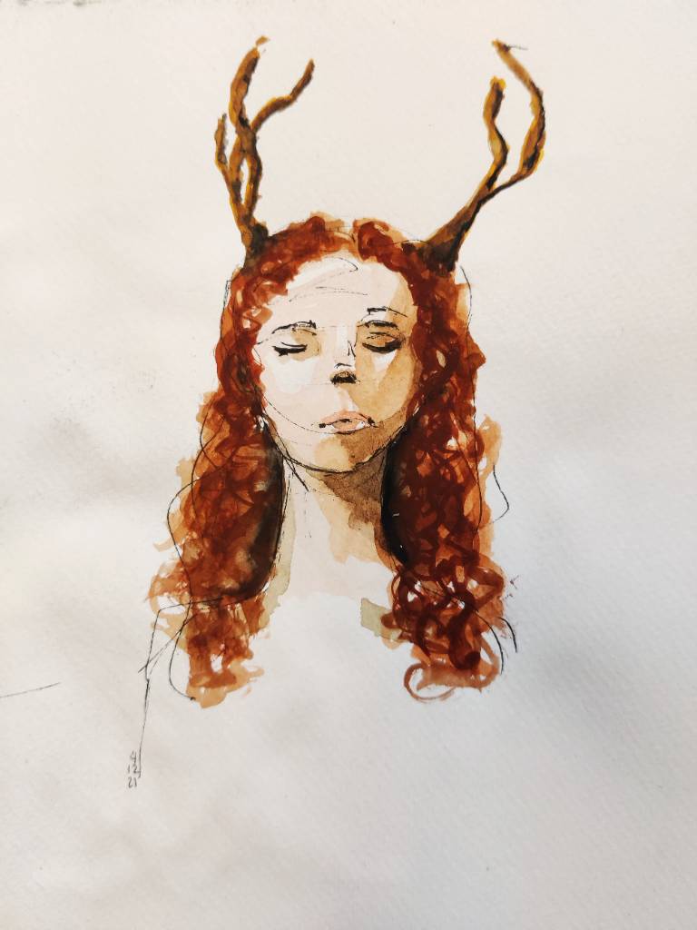 Dessin à l'aquarelle du buste d'une femme levant légèrement la tête et avec des bois (de cerf)